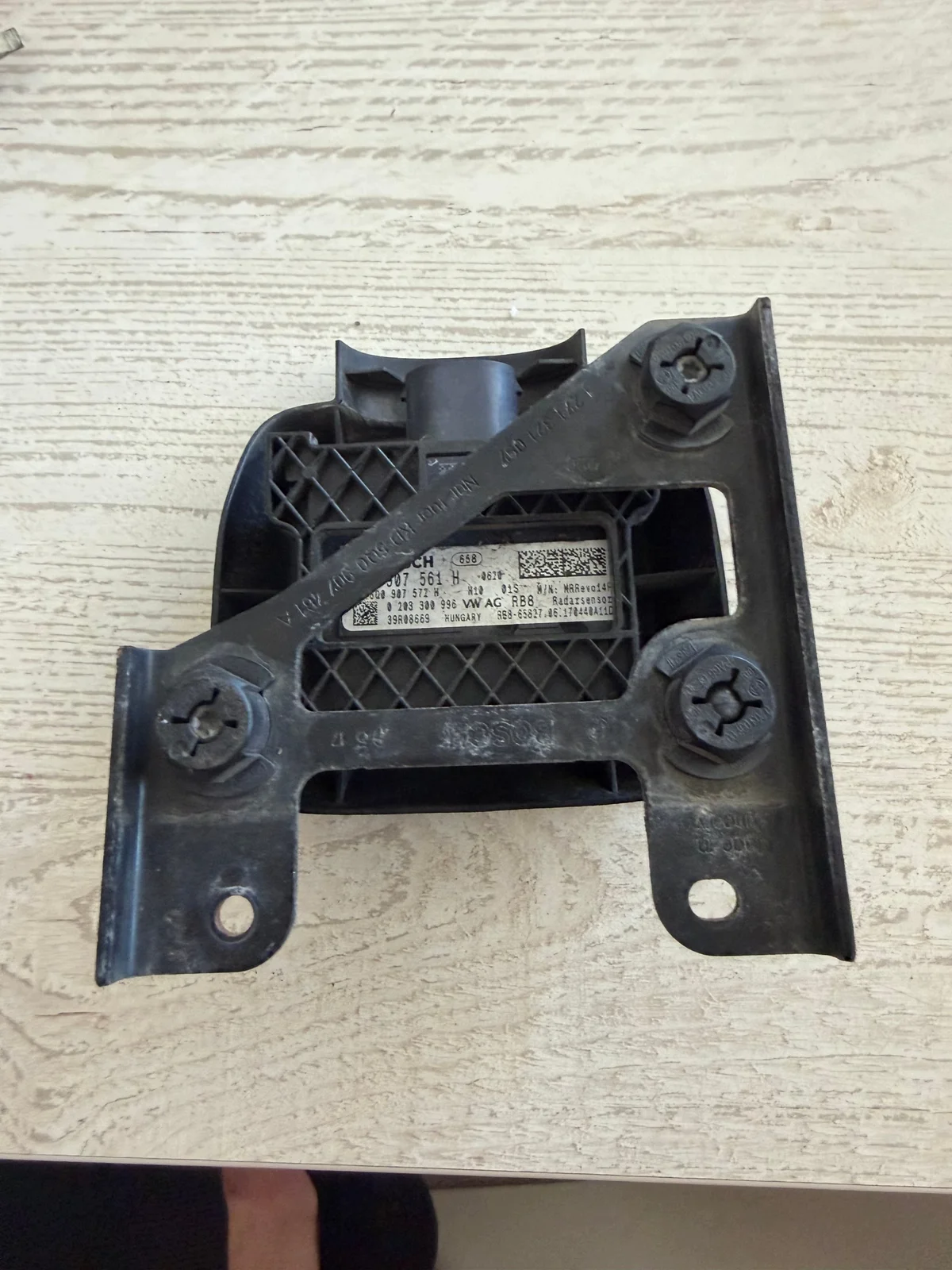 Capteur Radar ACC VW Skoda Seat 5Q0907561H