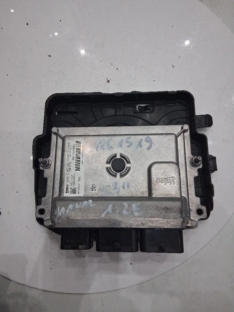 Citroen C3 II Ohjausyksikkö Bensiini 9811545080