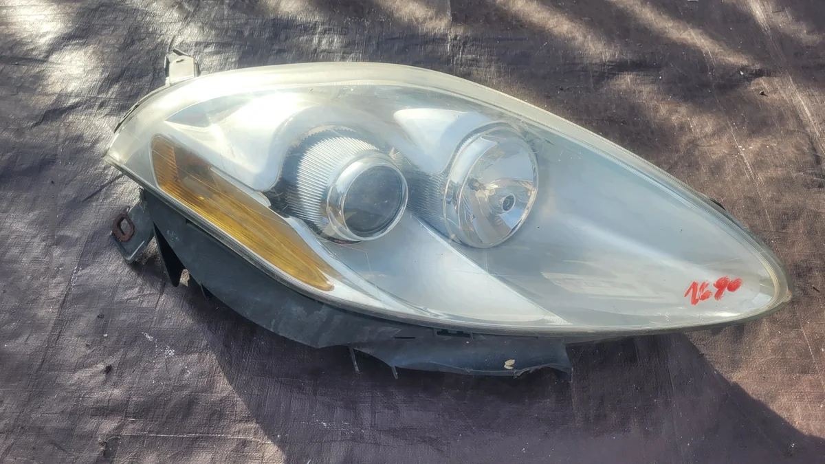 Phare droit Fiat Bravo II 51757534