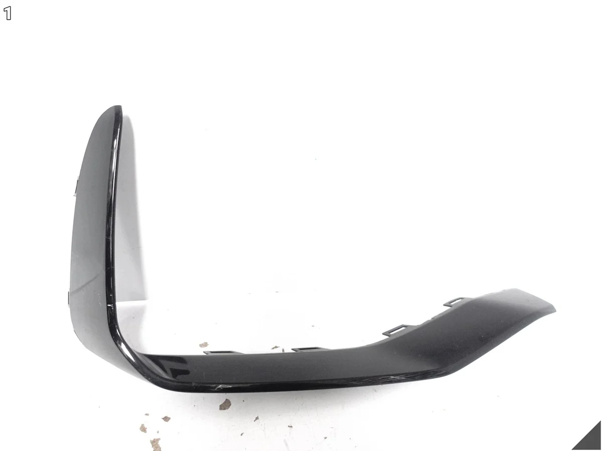 Audi RSQ8 4M8 Front Bumper Trim Strip Right 72629570MPD