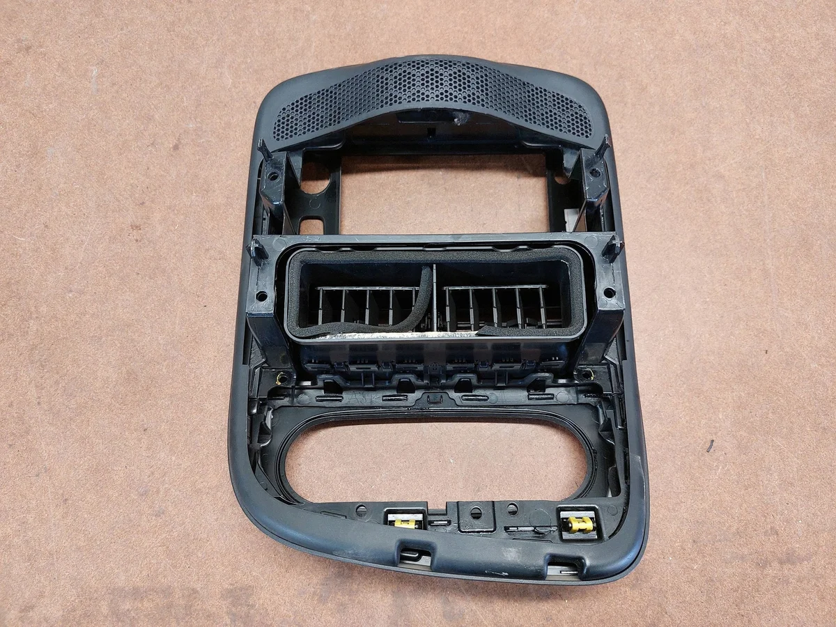Middenconsole frame Renault Clio IV 682607616R image 5