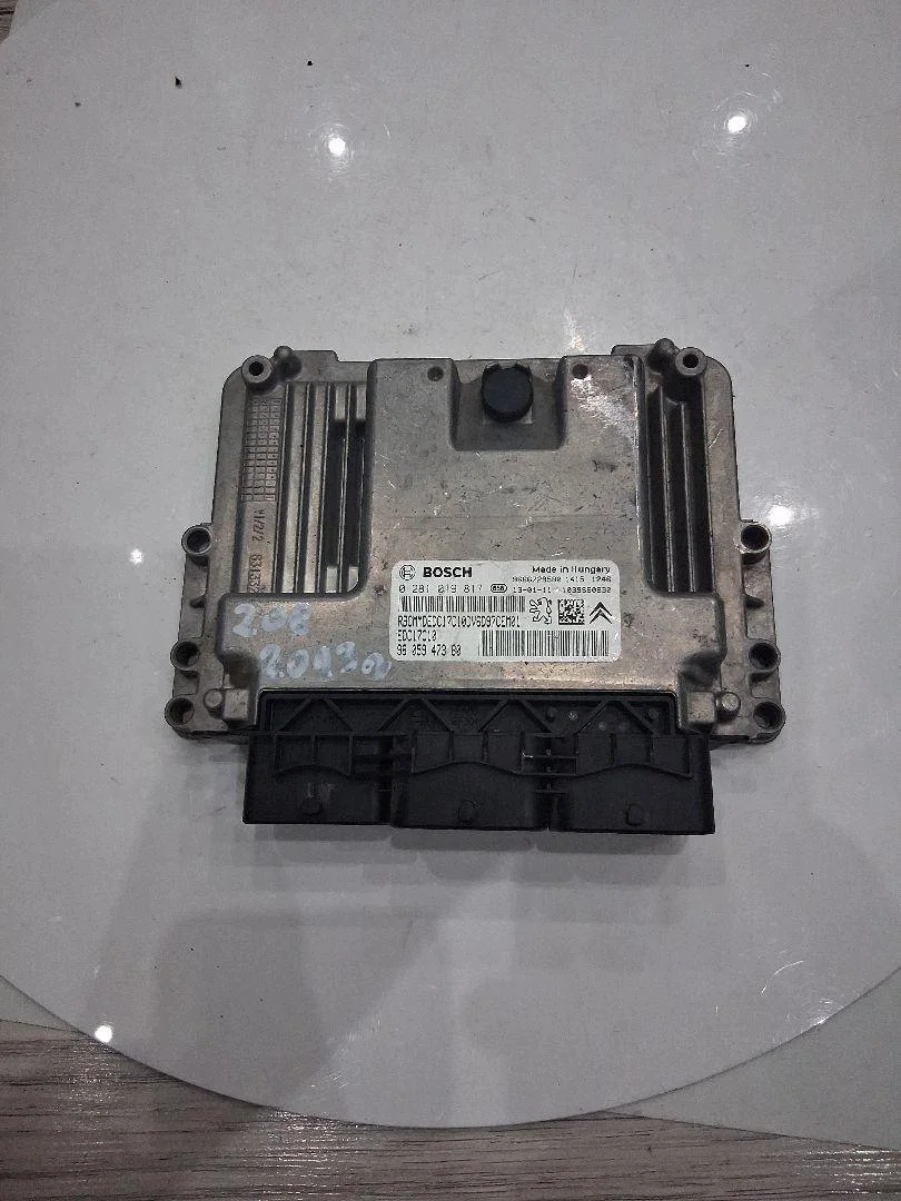 Control Unit Peugeot 208 1.6 HDI 9805947380