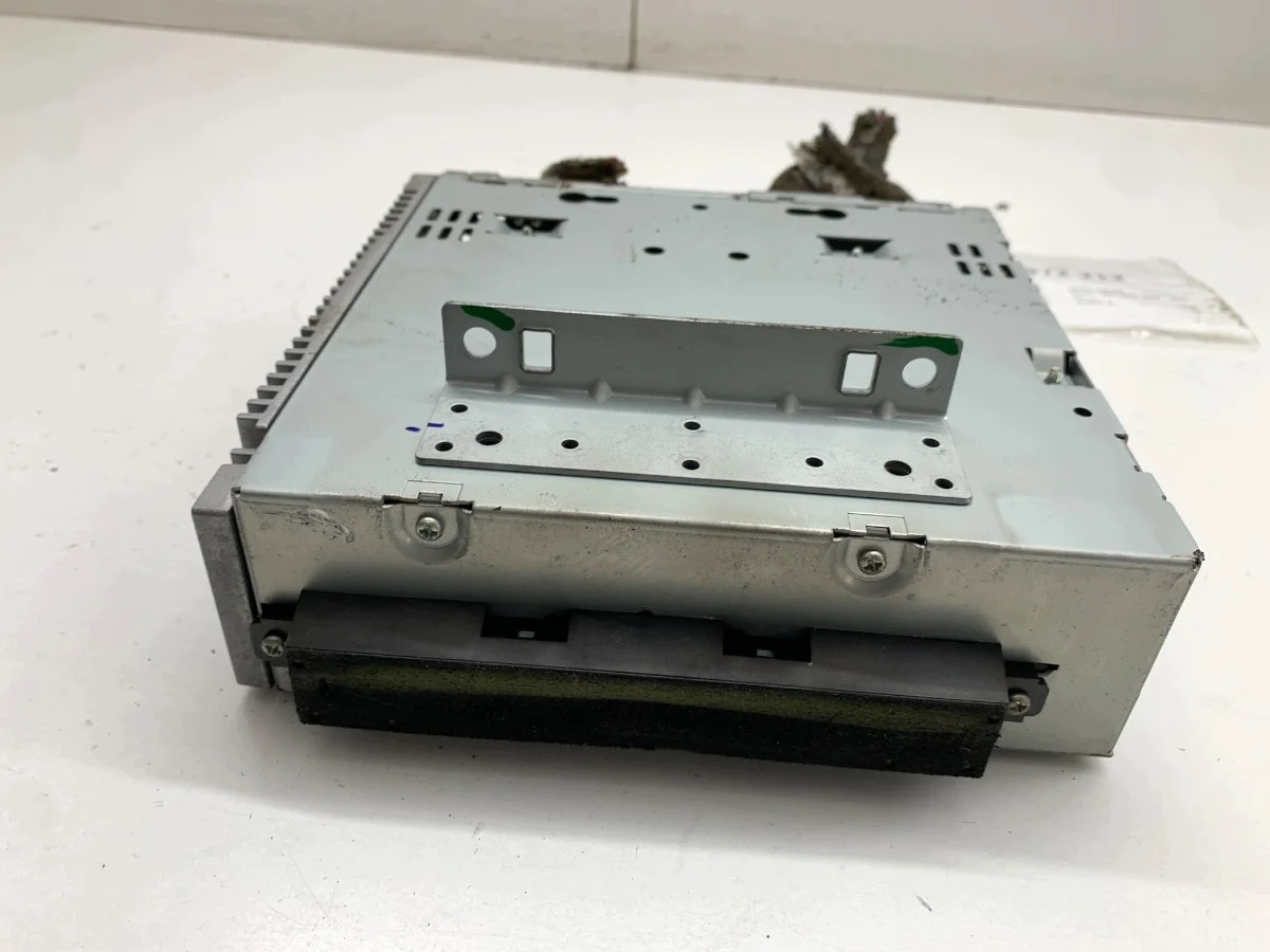 Volvo V50 Radio 30752569 2003-2012 image 3