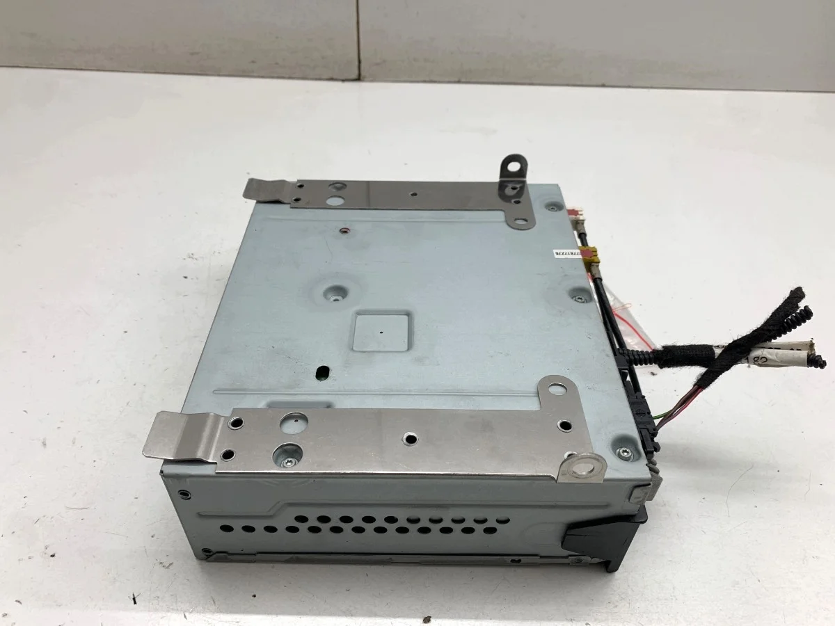 Multimedia stereo Audi A6 C6 4F0035541L 04-11