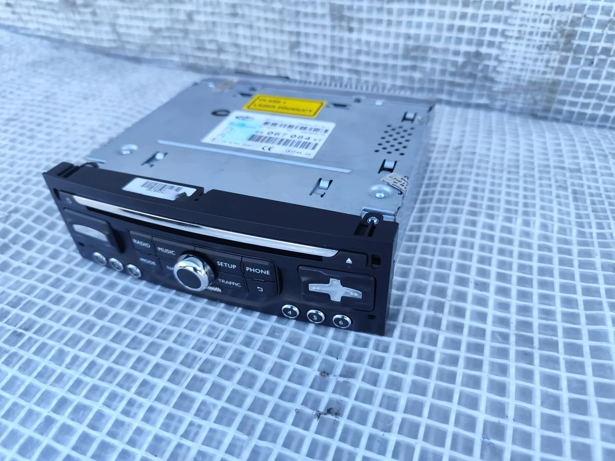Radio Navigation Citroen DS3 98067084XT image 3