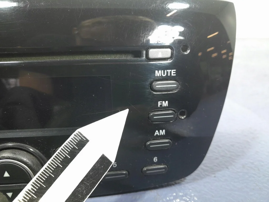 Radio Opel Combo D 7355479230