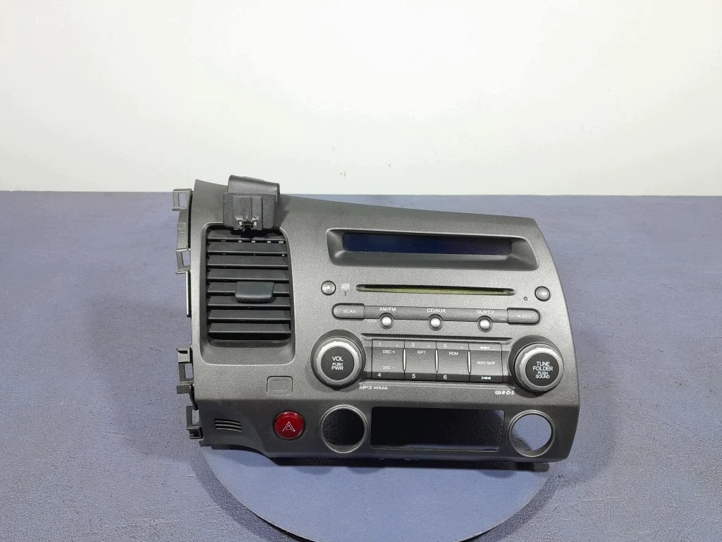 Console centrale radio Honda Civic VIII 39100-SNA-G231-M1