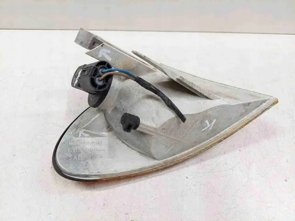 Luz de pisca BMW OE 6902765 image 4