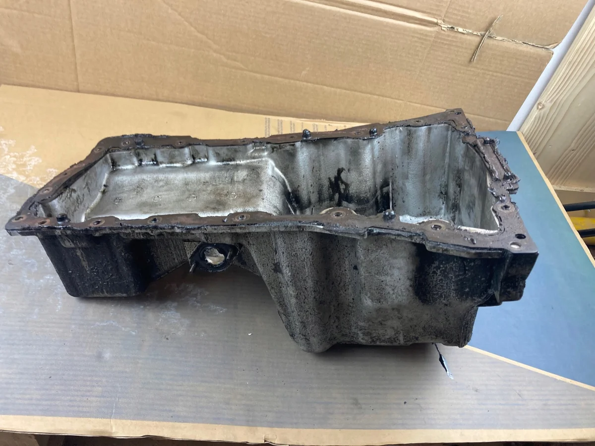Land Rover Discovery 2 Oliecarter LSB102550