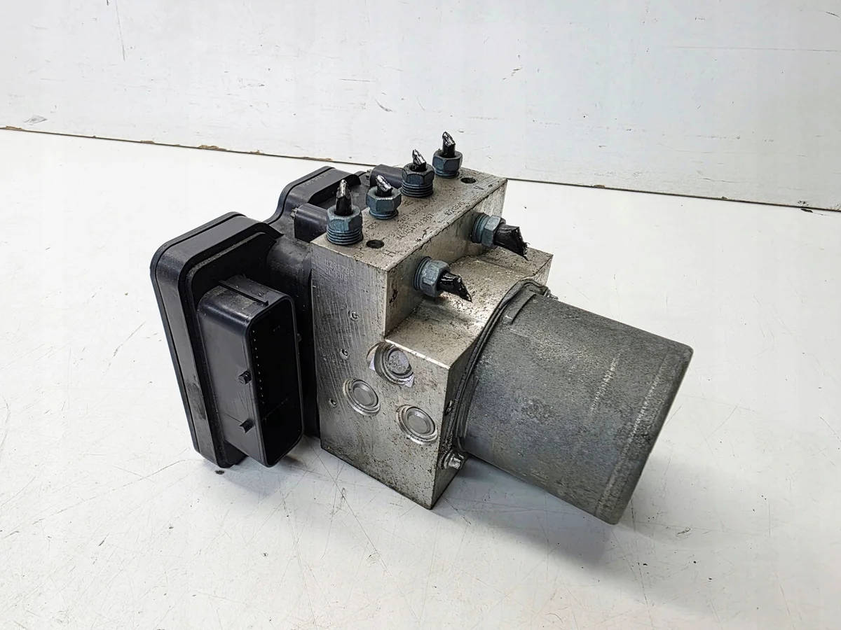 Bomba y Centralita ABS ESP BMW F10 F11 6868327