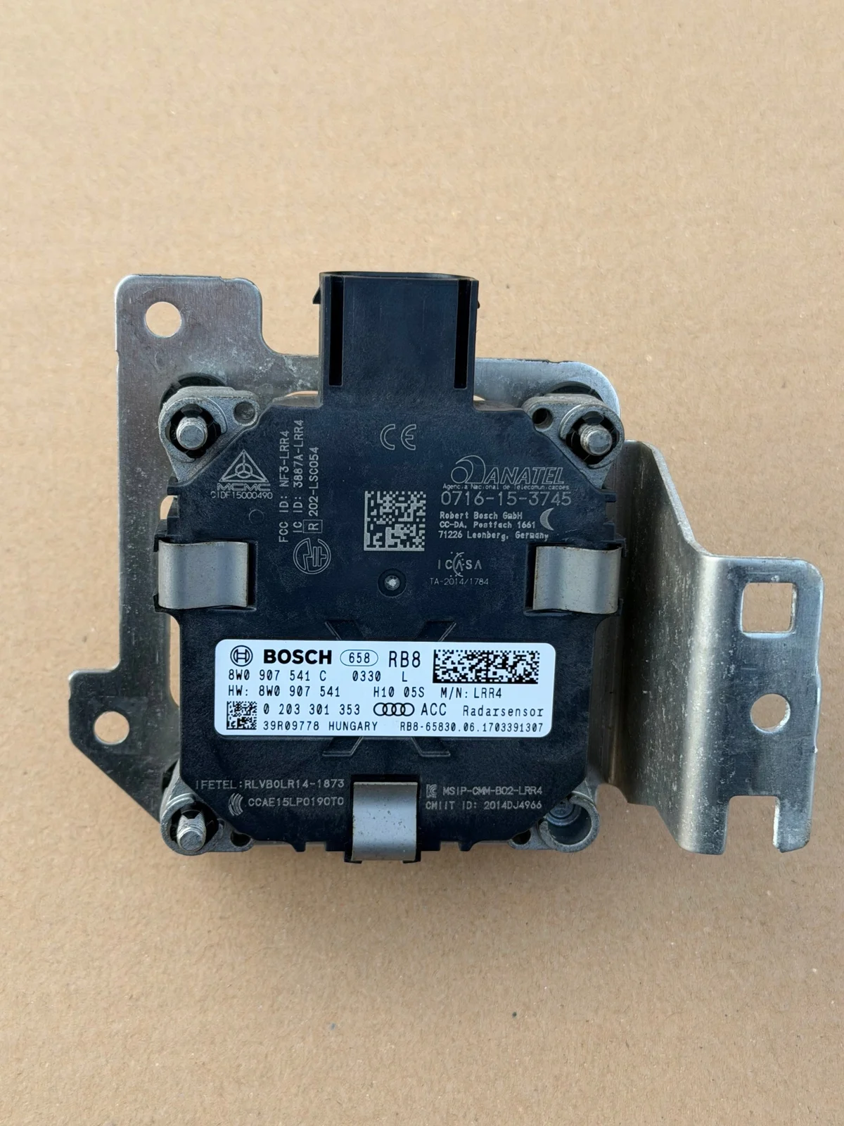 Radar Distronic Audi 8W0907541C
