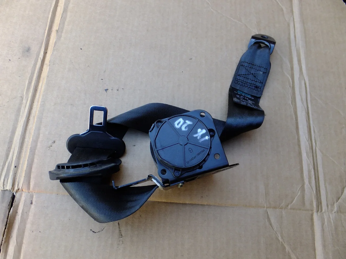 Veiligheidsgordel links achter Hyundai ix20 89810-1P000