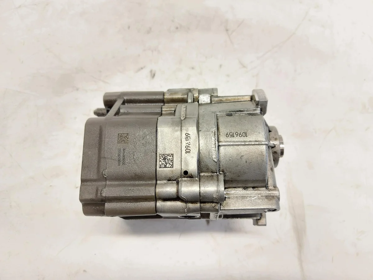 Bomba de aceite Mercedes E300de W213 A6541811600 JLK02-A6541811600