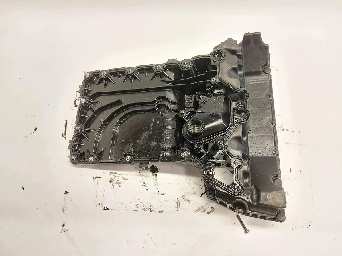 Miska olejowa Mercedes E300de W213 A6540141100 JLK02-A6540141100