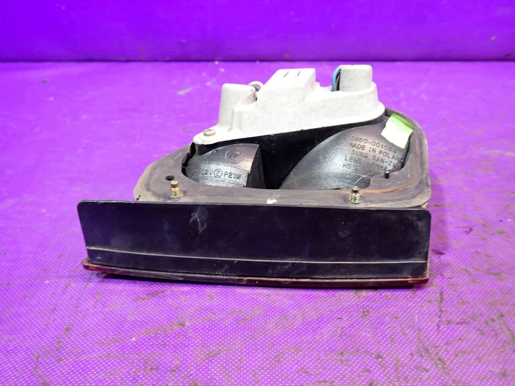 Rückleuchte rechts Daewoo Lanos 0250-001068R