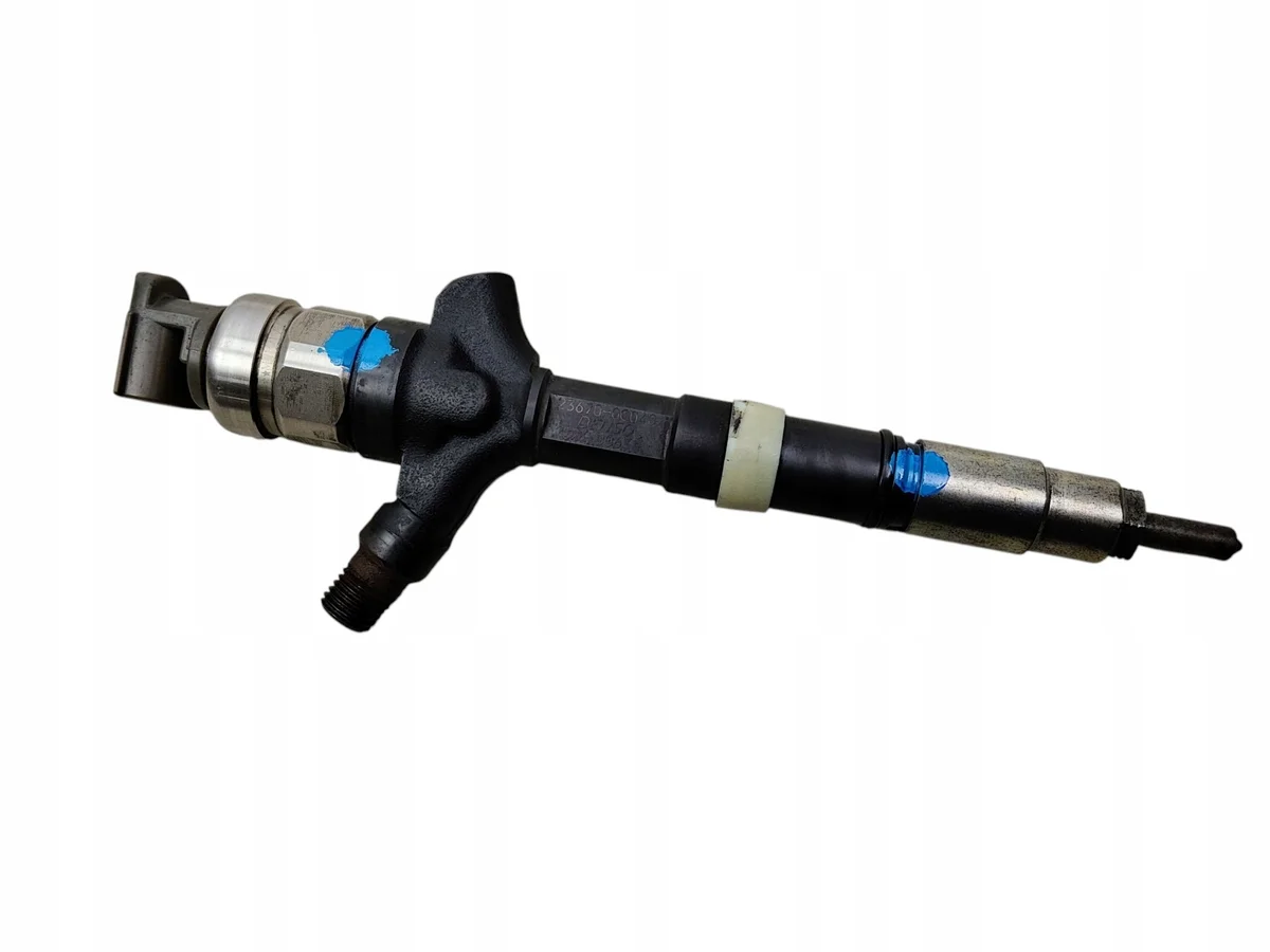 Inyector Toyota Corolla Verso Avensis 2.0 D4D 23670-0G040