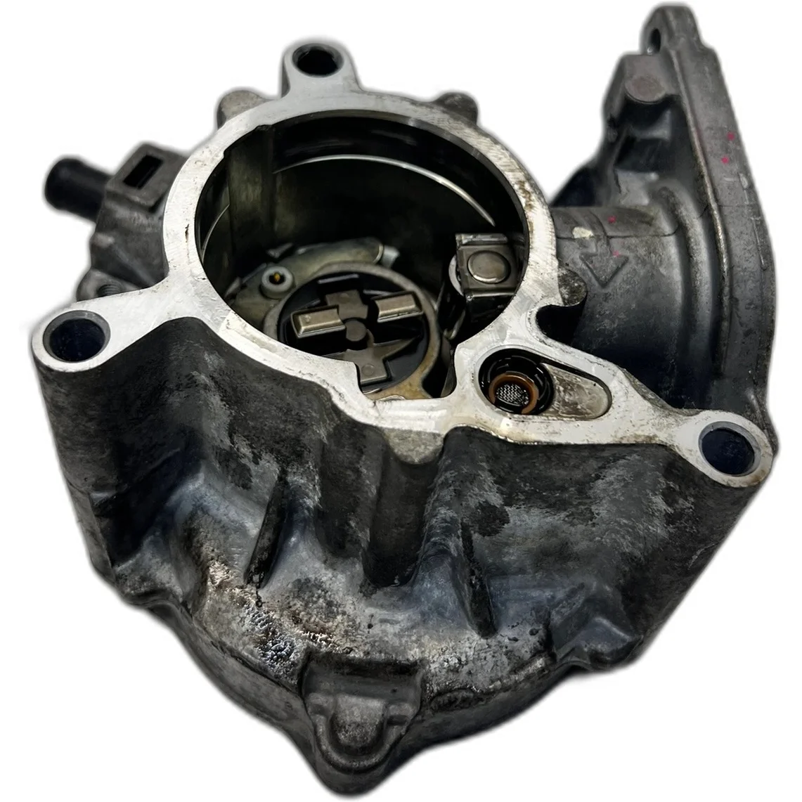 Pompe à vide Audi A4 A3 A6 VW 2.0 TFSI 06J145100F