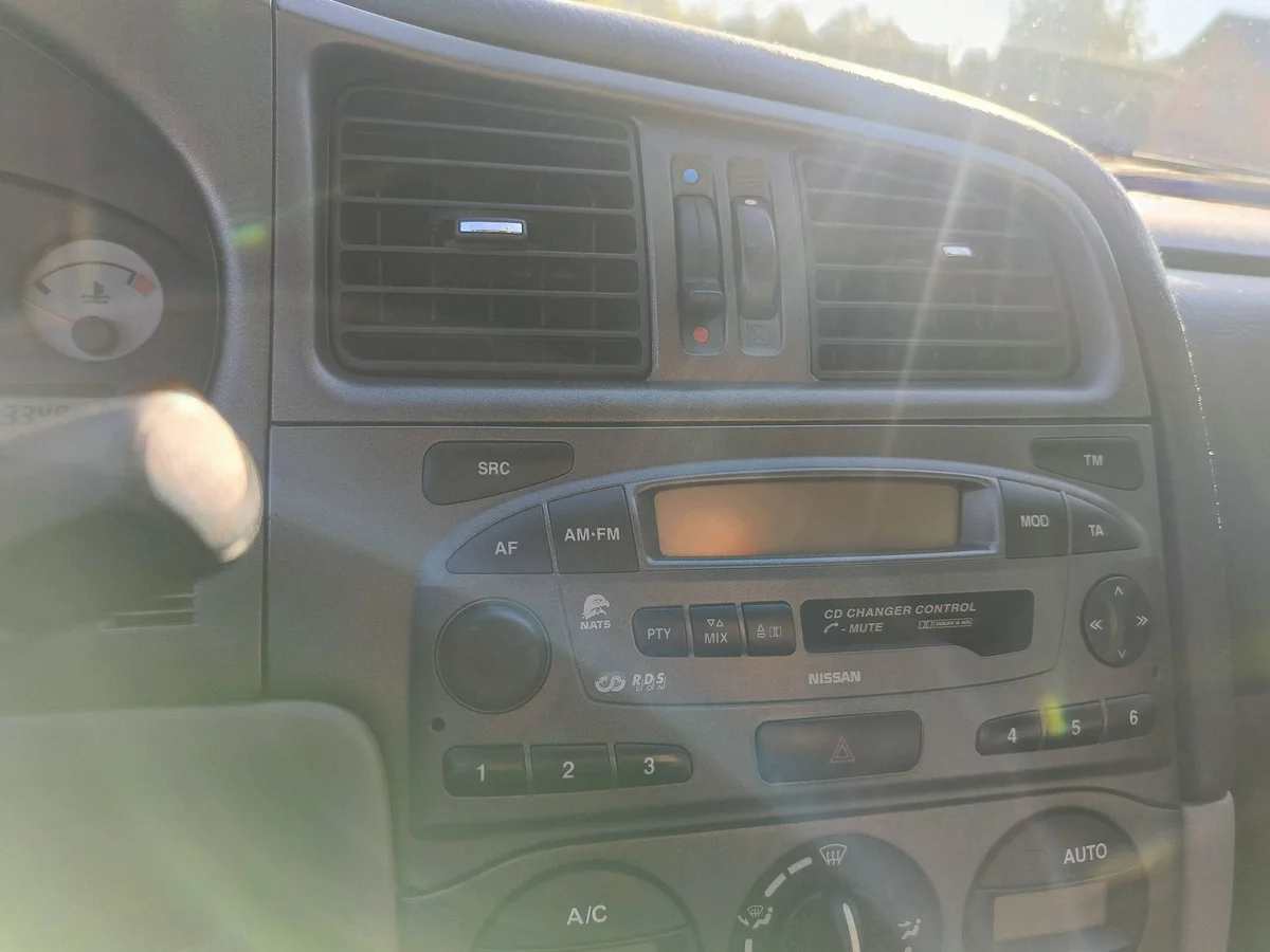 Radio Nissan Primera P11 KBI65526