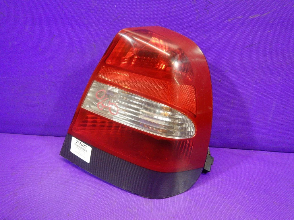 DAEWOO NUBIRA II Right Rear Lamp 0311001420