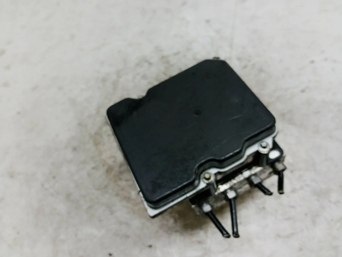 Nissan ABS Pump 47660BR00C image 6