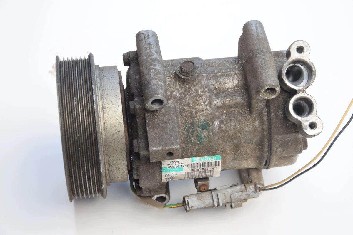 Air Conditioning Compressor Renault Clio 8200819568 image 3