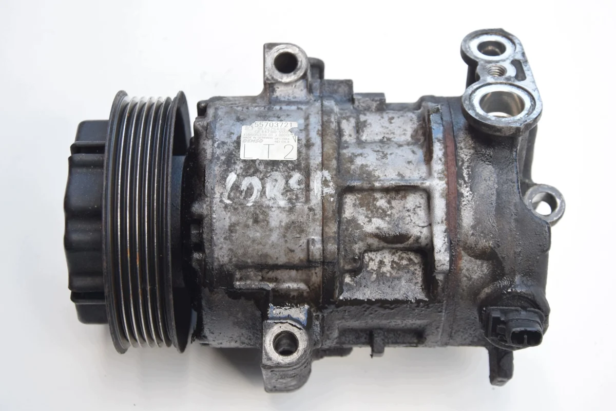 Compressore Climatizzatore Opel Corsa C 55703721