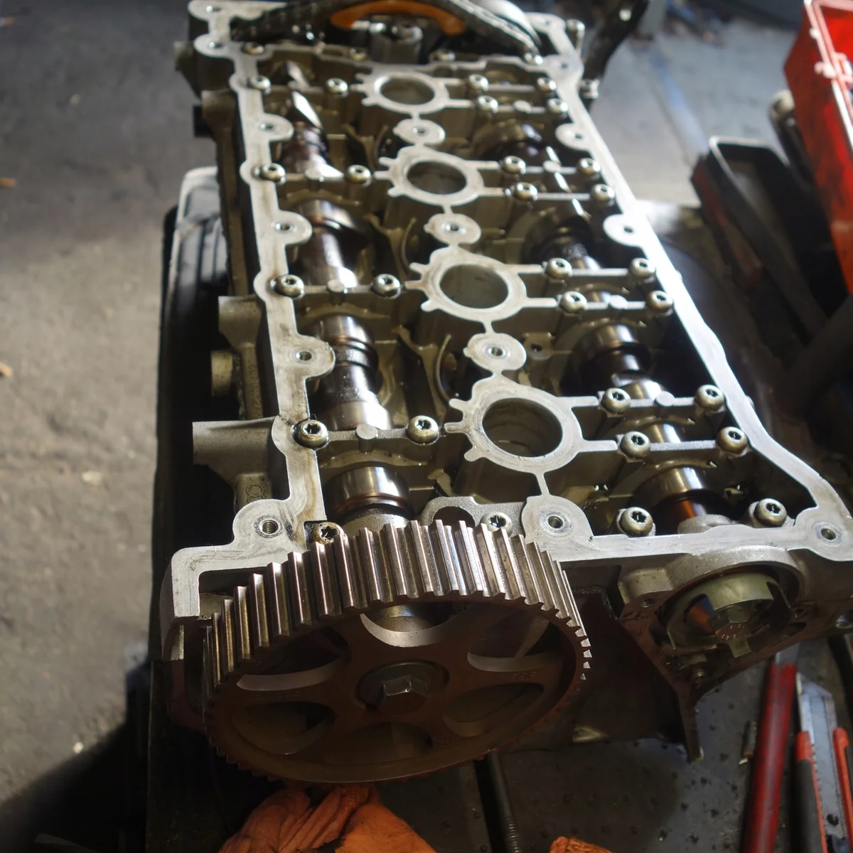 Testata Audi A4 B7 B6 A6 VW Passat B5 FL 2.0 B ALT 06B103373AA