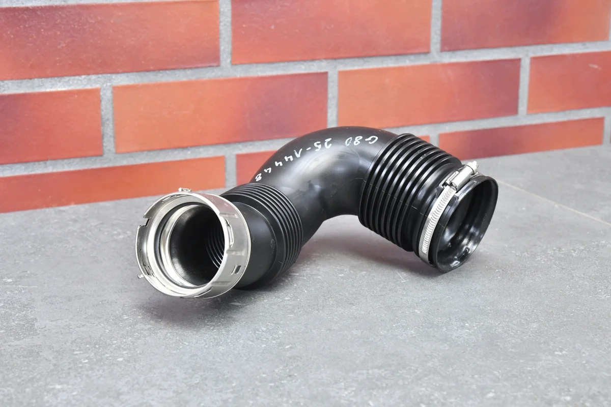 BMW M2/M3/M4 ilmanotto putki 8095812