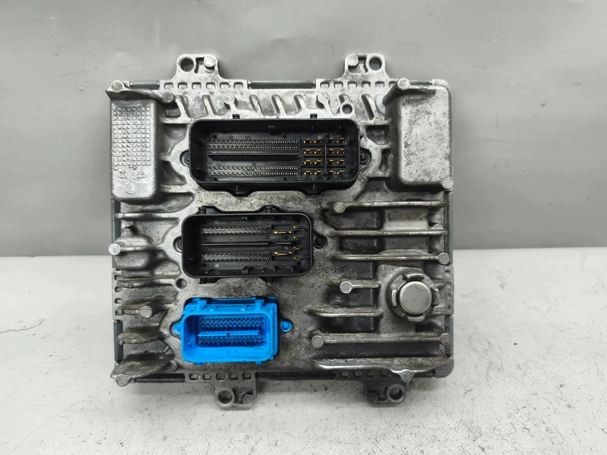 Calculateur moteur 1.6 CDTI B16DTH Opel Mokka Astra K 55491705