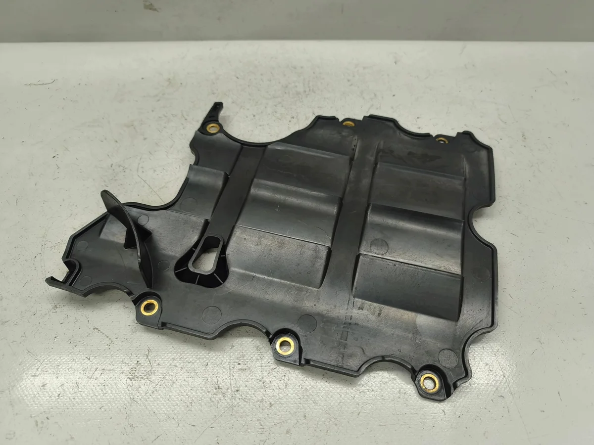 Suojus 55569960 Opel Mokka Astra K Insignia B16DTH