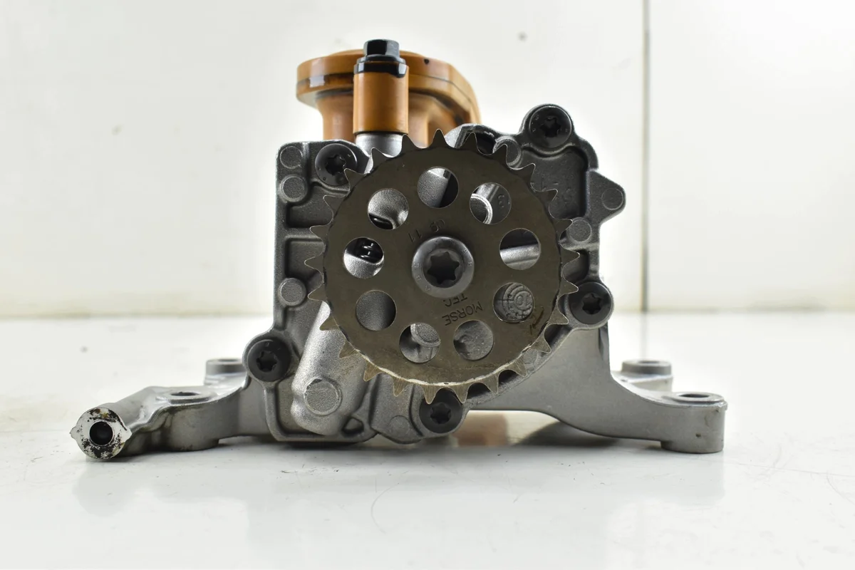 Bomba de Aceite Volvo 31330979