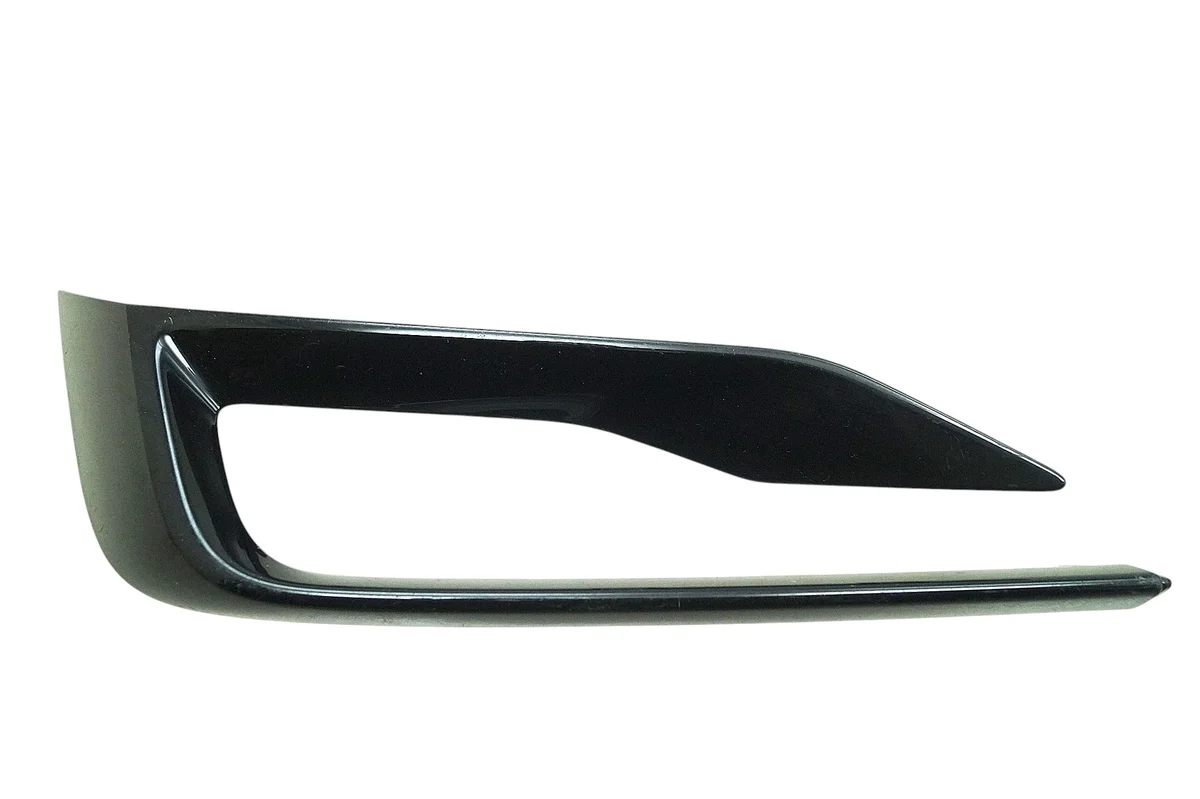 Friso Para-choques Traseiro Direito Audi A6 C8 4K0853054A