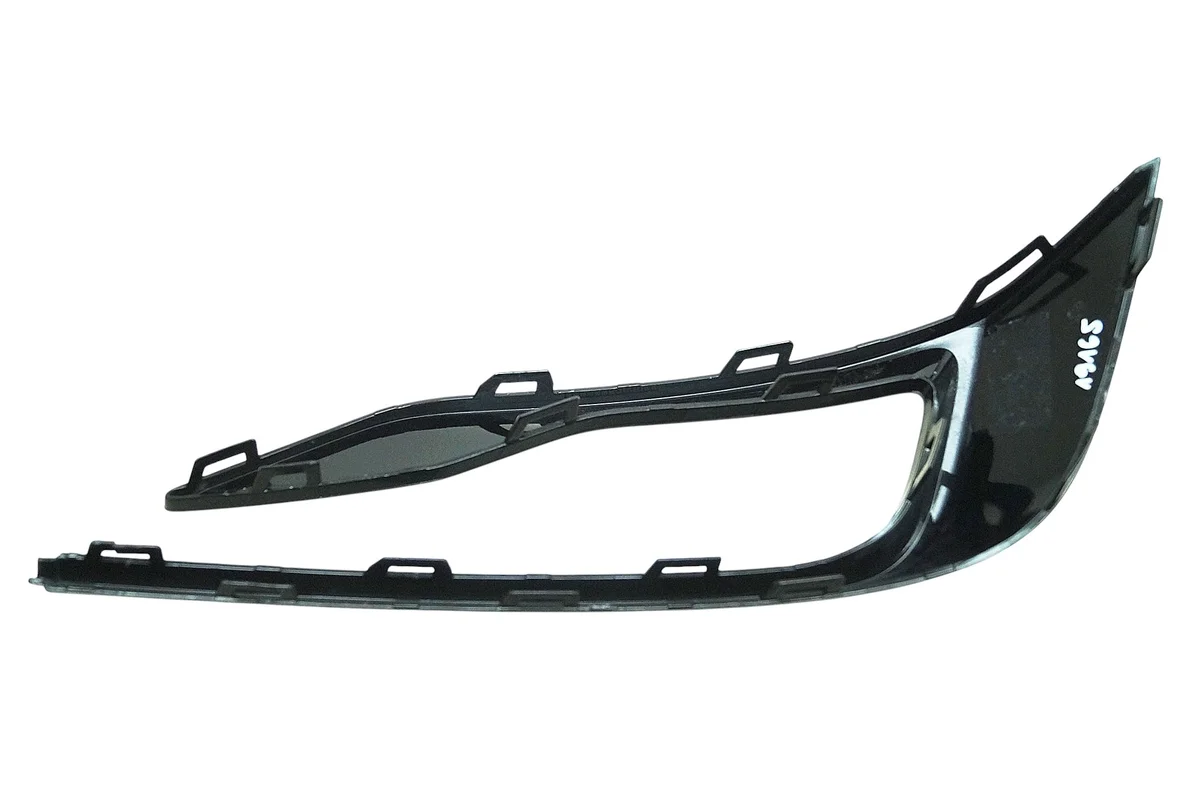 Moldura Parachoques Trasero Derecho Audi A6 C8 4K0853054A