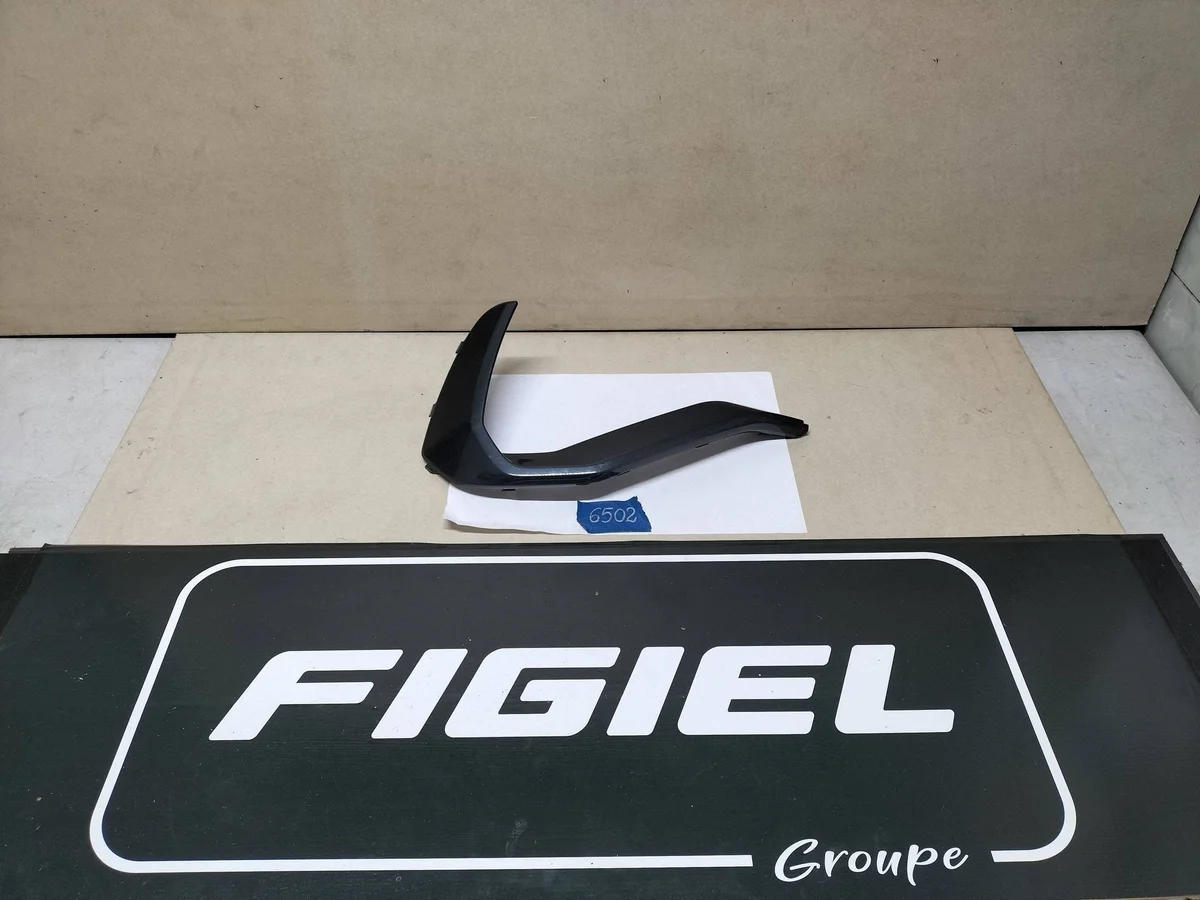 Baguette Pare-chocs Arrière Audi Q3 83F807967