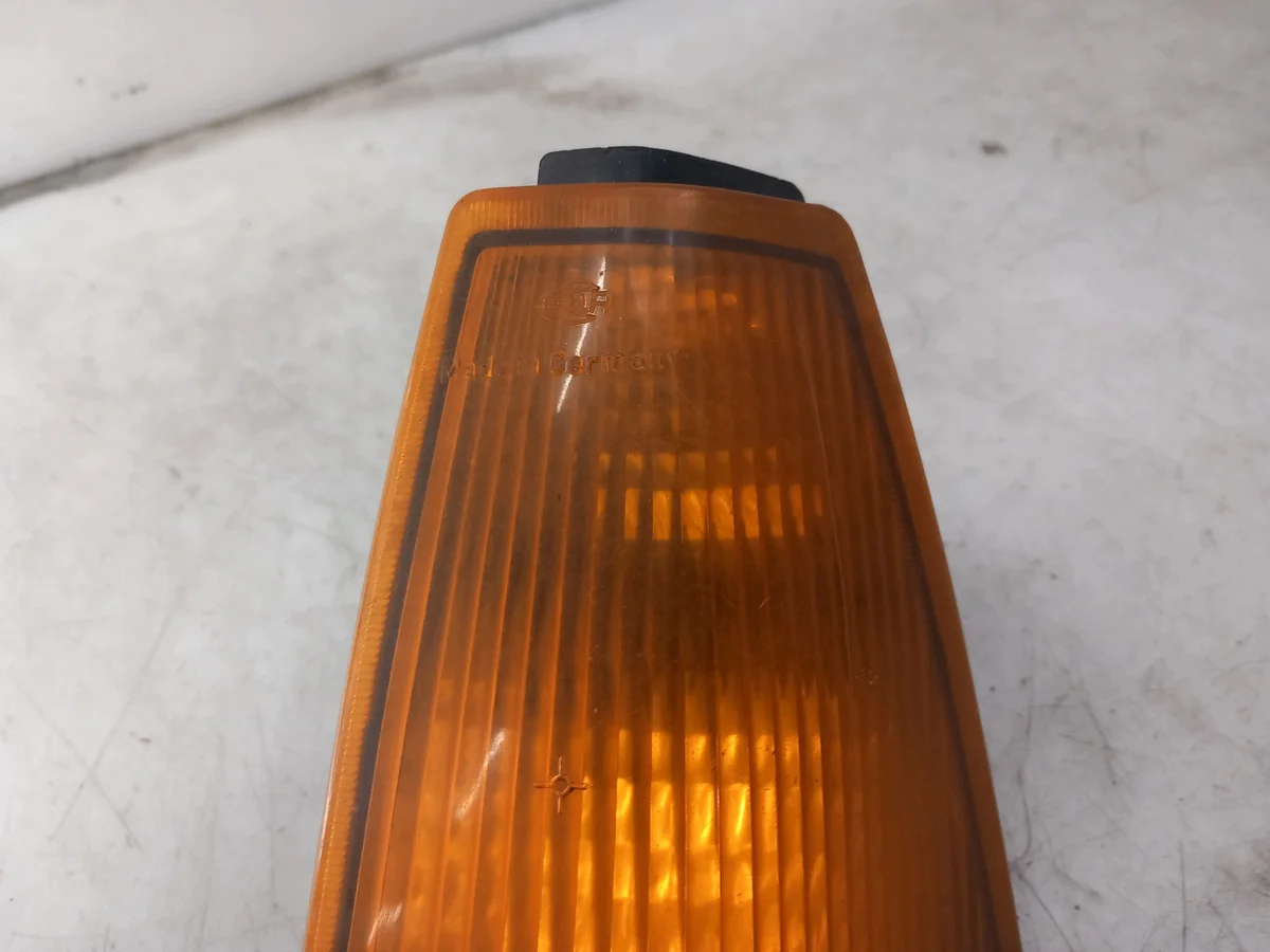 Volvo 360 Blinker vorne rechts 42636R6 image 4