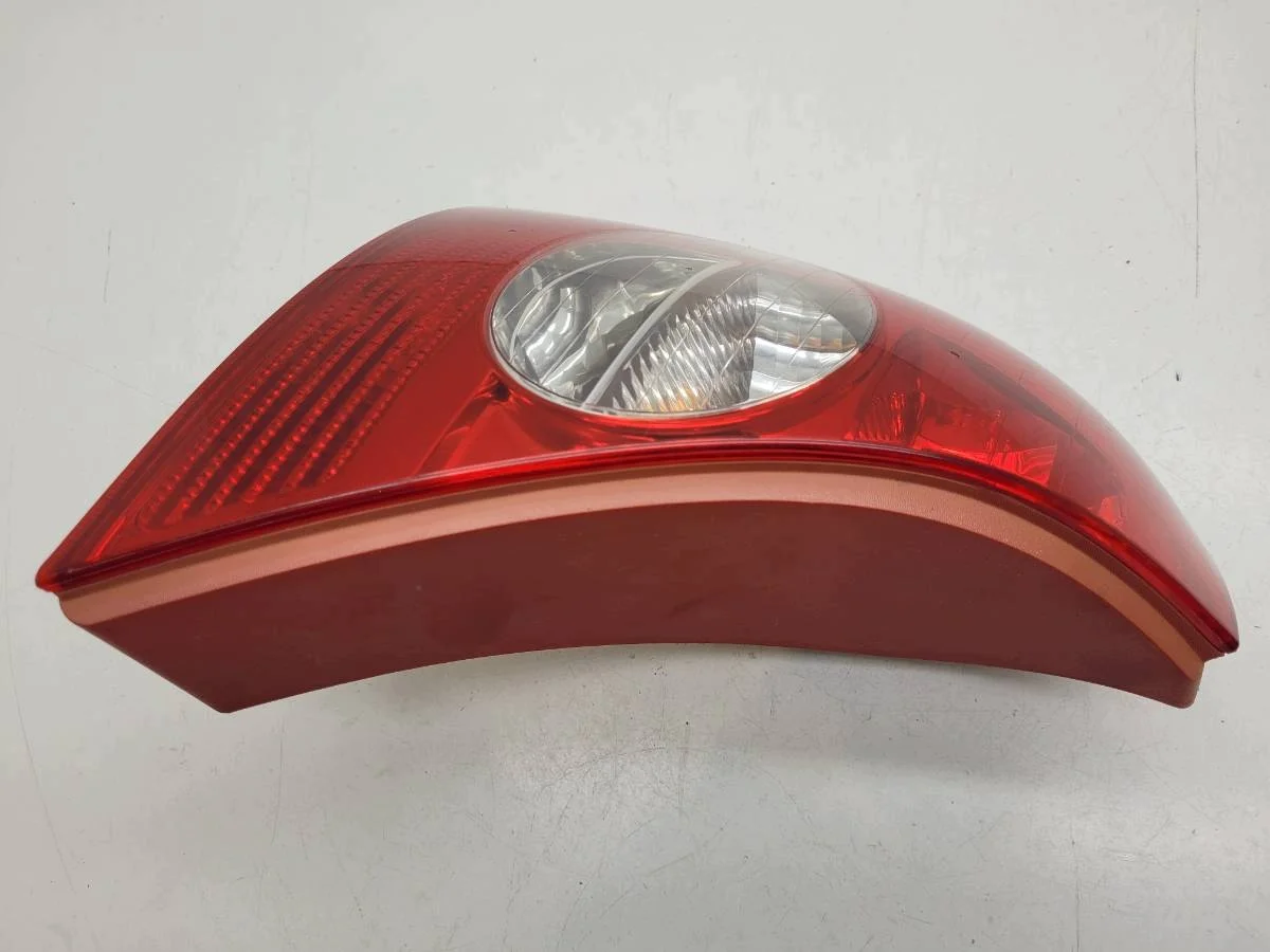 Renault Clio II Takavalo Vasen/Oikea 8200071414 thumbnail 1