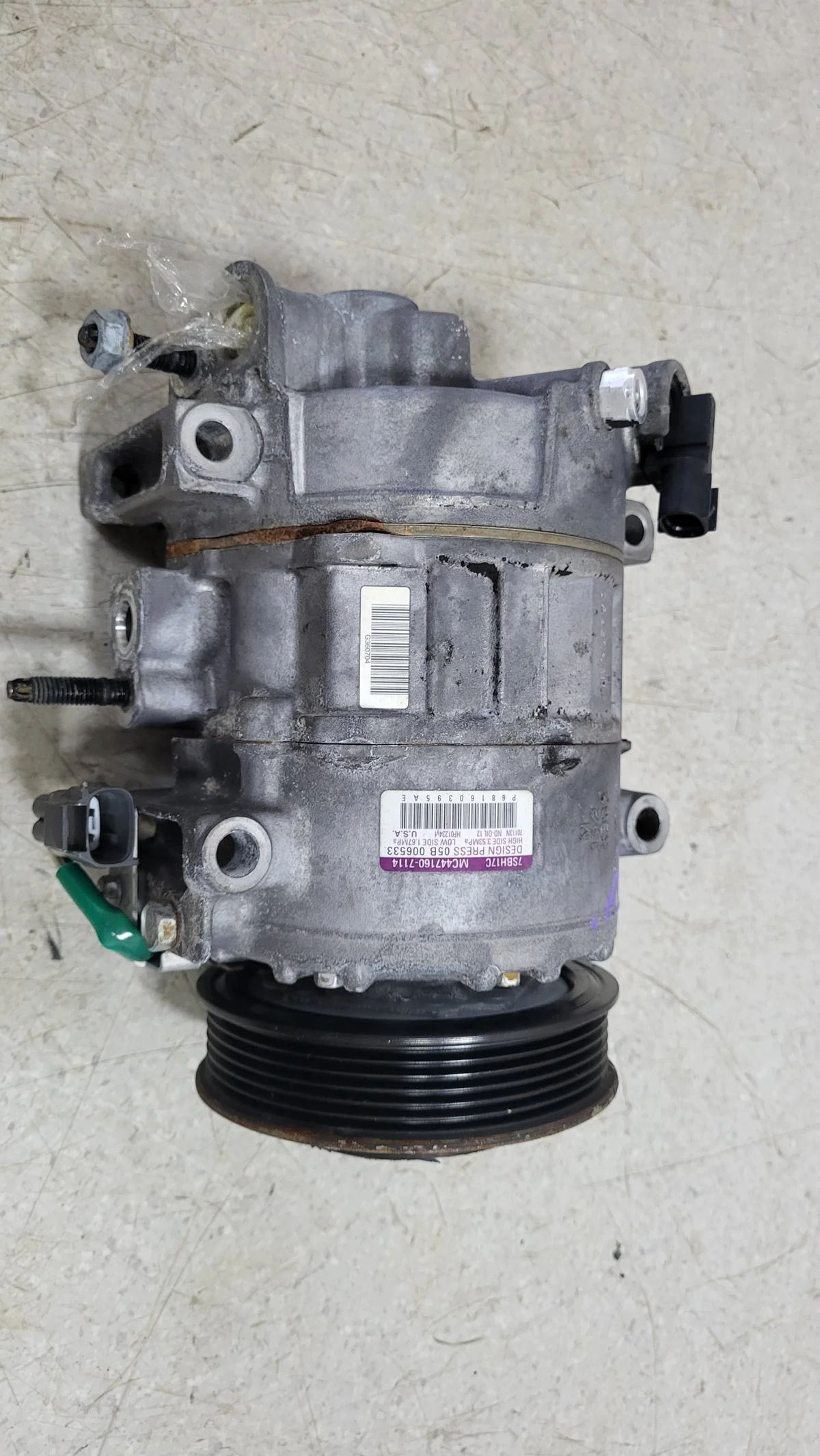 Compressore Climatizzatore Dodge Challenger P68160395AE image 4