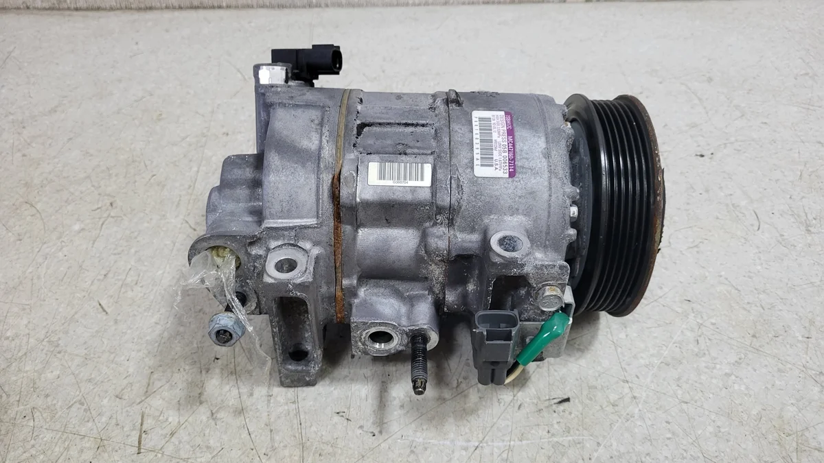Compressore Climatizzatore Dodge Challenger P68160395AE image 5