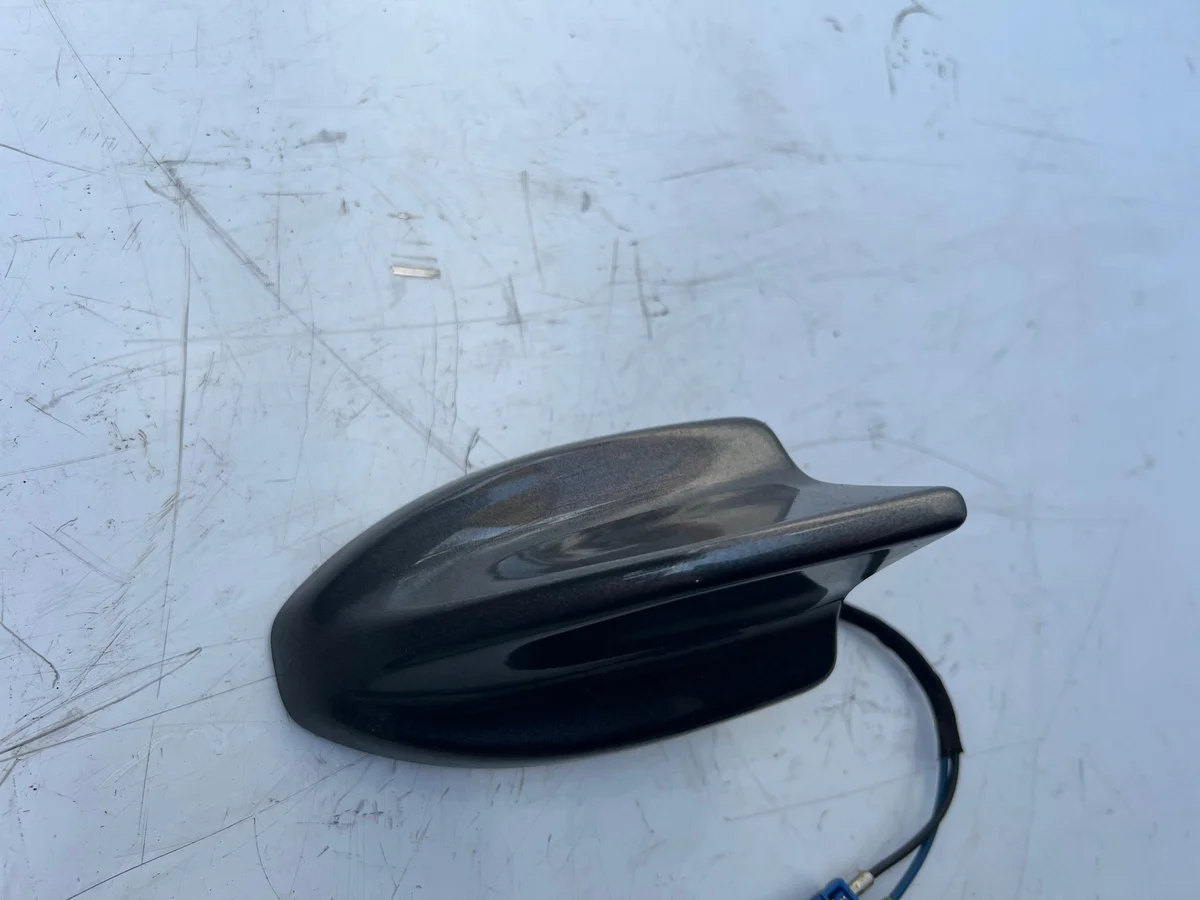 Antenne de toit Ford Focus Mk4 GPS HS7T-19K351-BB