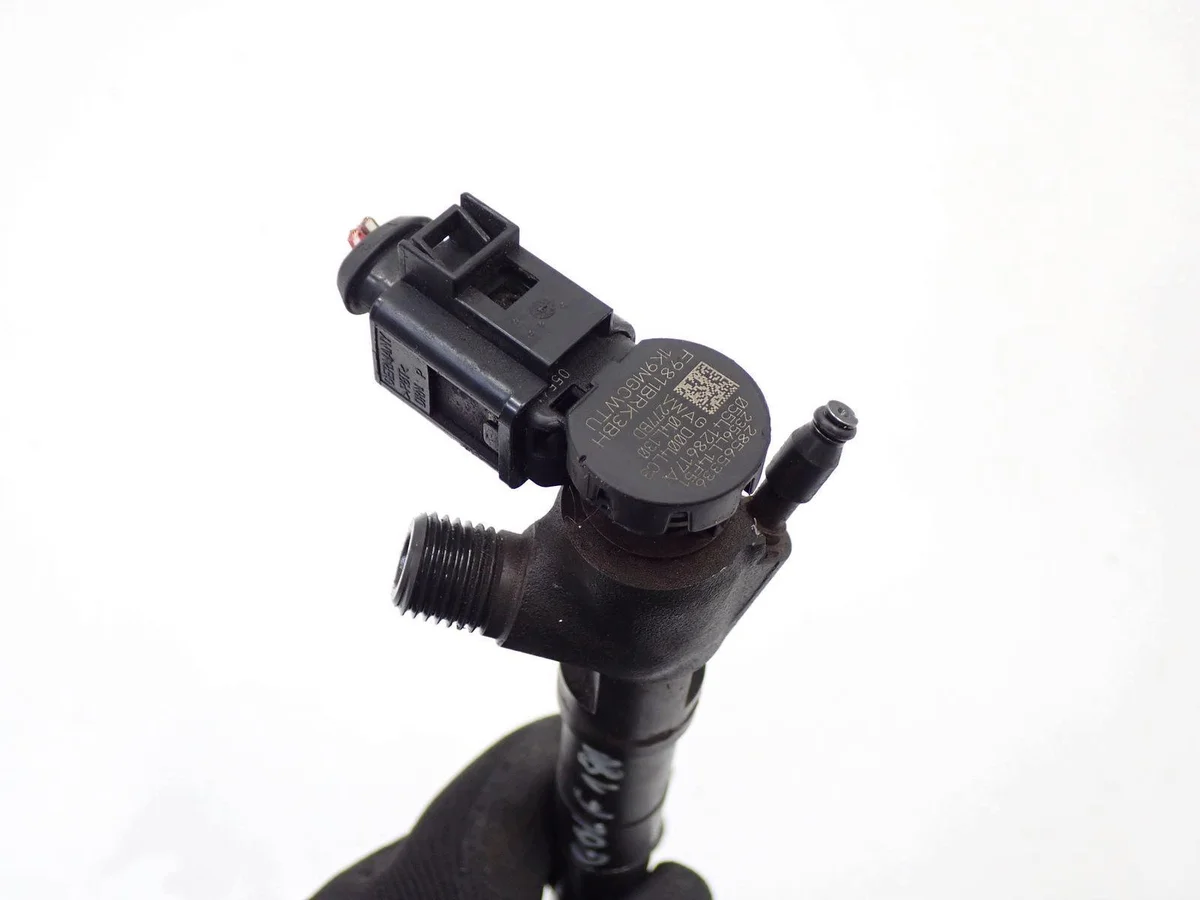 Inyectores Audi A3 8V 04L130277BD image 3