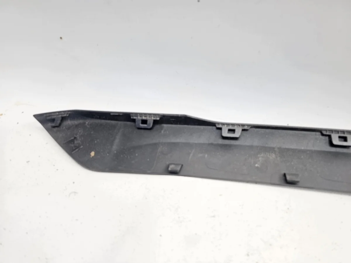 Moldura Parachoques Peugeot 2008 II 9825952480 Trasera thumbnail 9