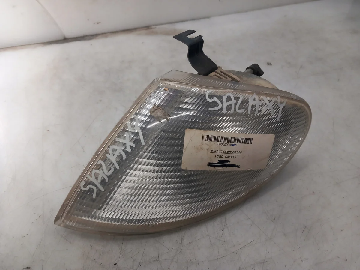 Clignotant avant gauche Ford Galaxy 7M0953041H