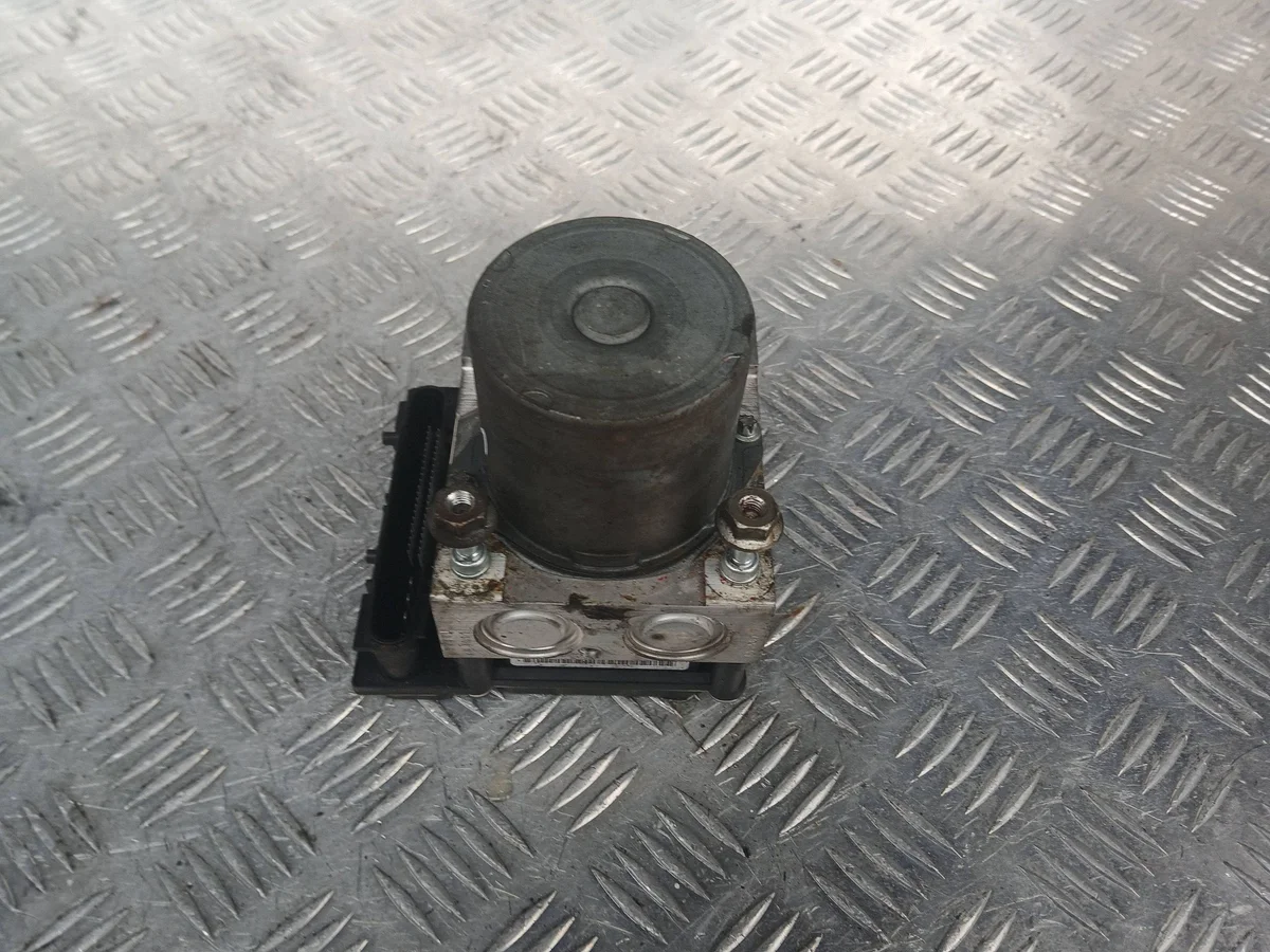 ABS-pumppu Toyota Verso 1.6 D 0265952184 2009- image 6