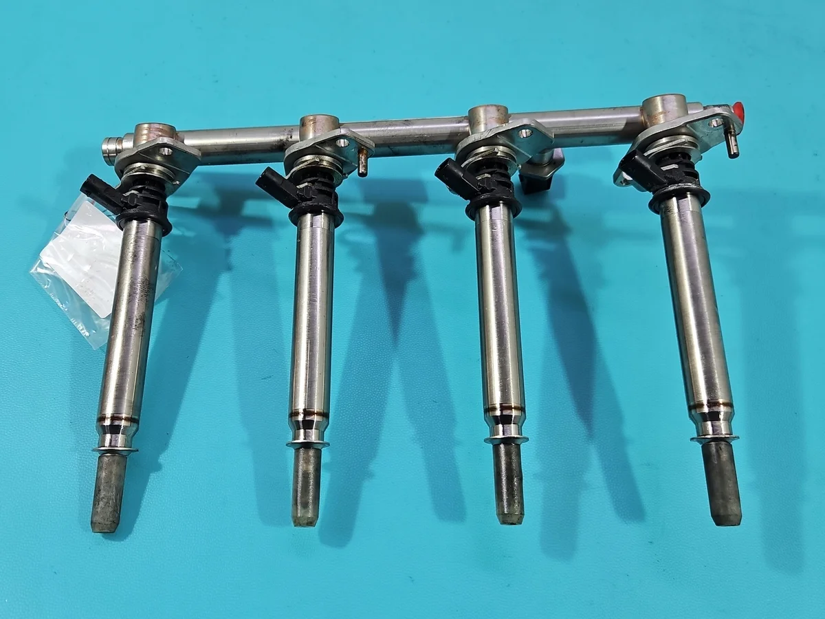 Ruiskutussuutin Mercedes W177 2,0 T 0261500805
