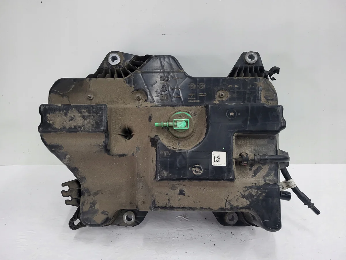 Serbatoio AdBlue Renault Trafic III 172A26157R image 4
