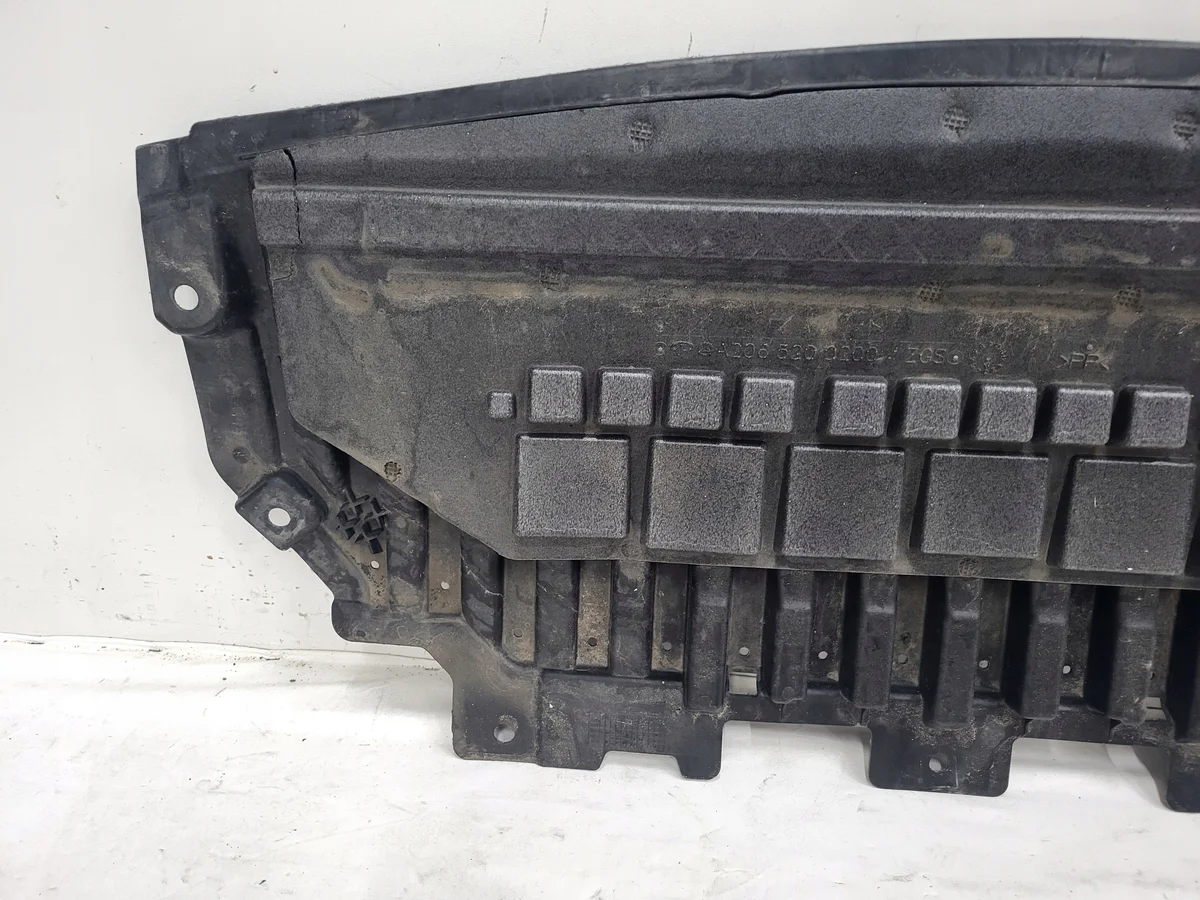 Abdeckung unter Stoßfänger Mercedes C-Klasse W206 A2065200200 image 6