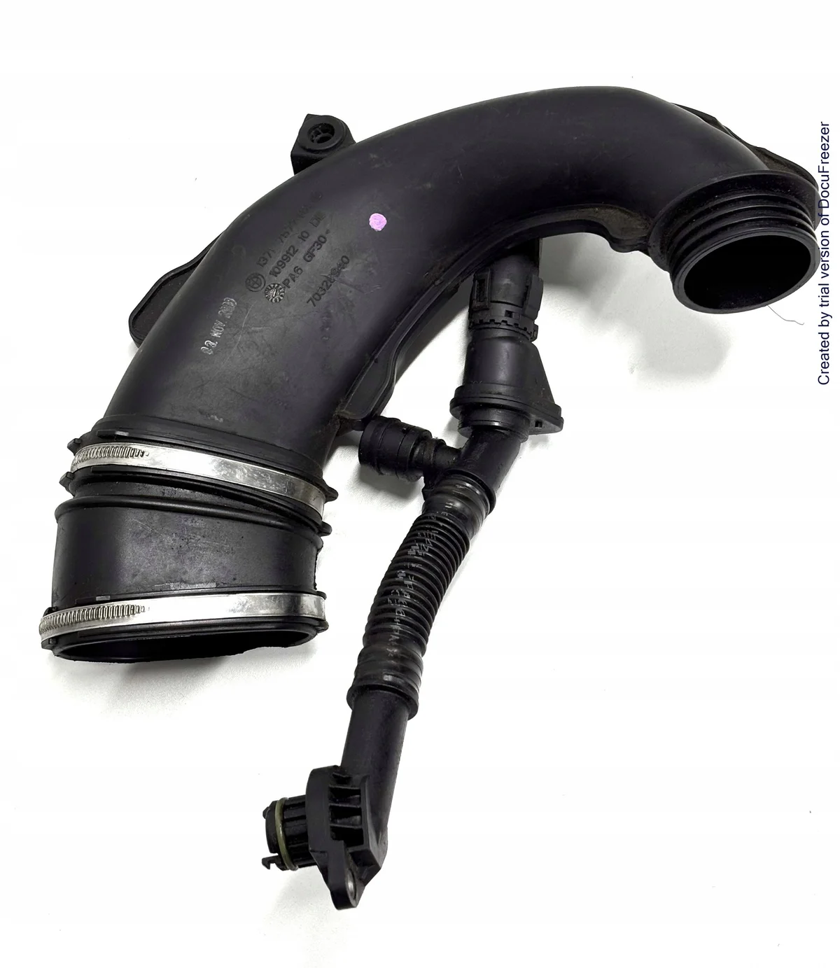 Ilmaputki BMW 6 F065 13717577451