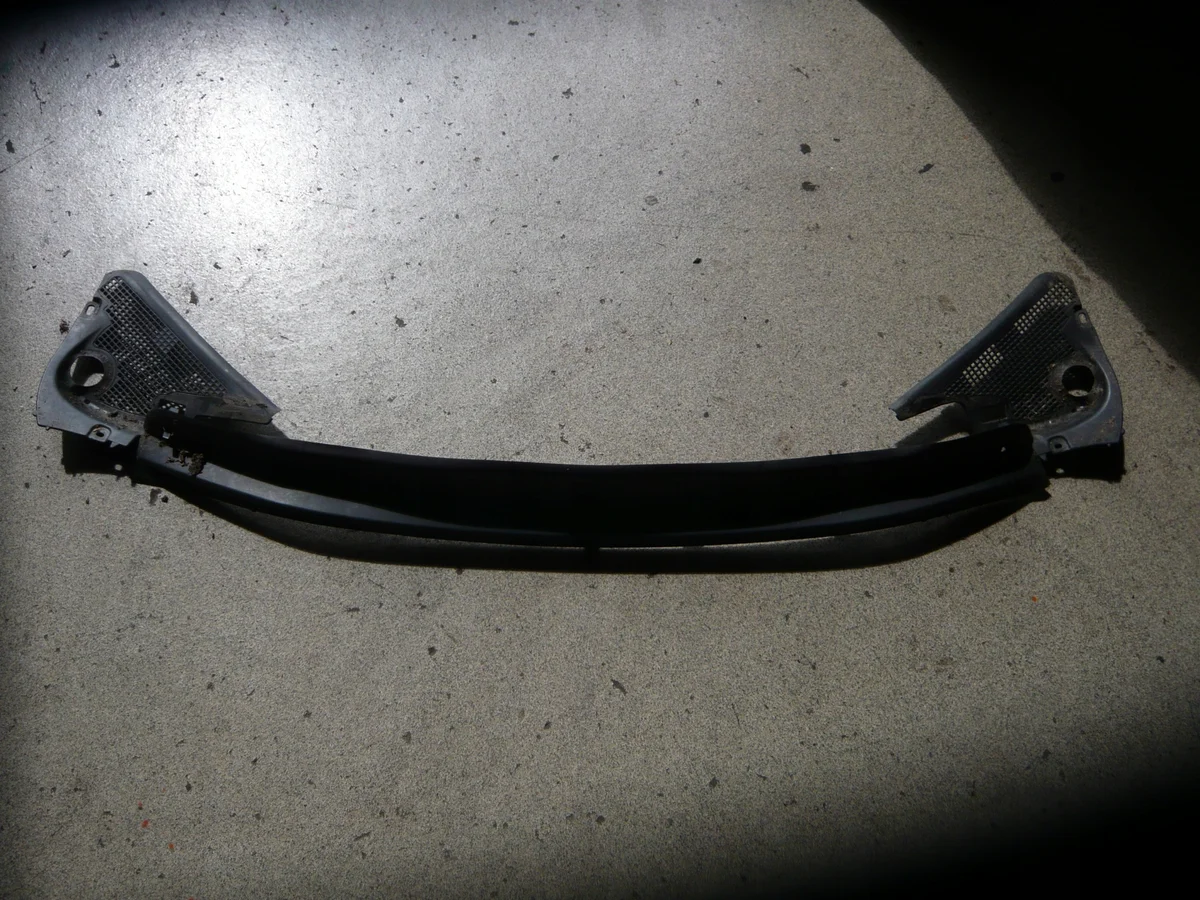 Renault Scenic III - Alapelti - 668110005R