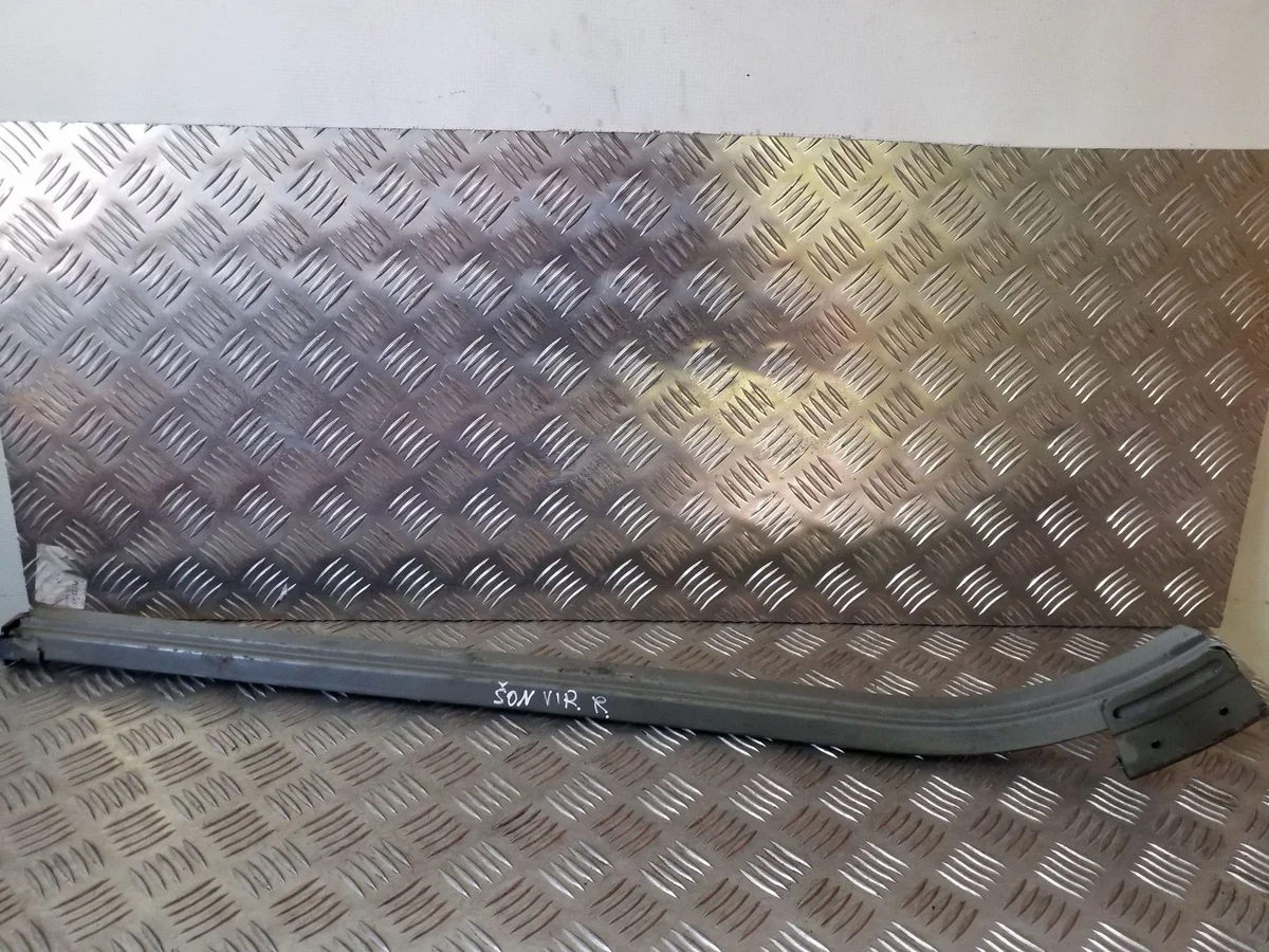 Guía superior puerta corredera Chrysler Voyager VAI37656