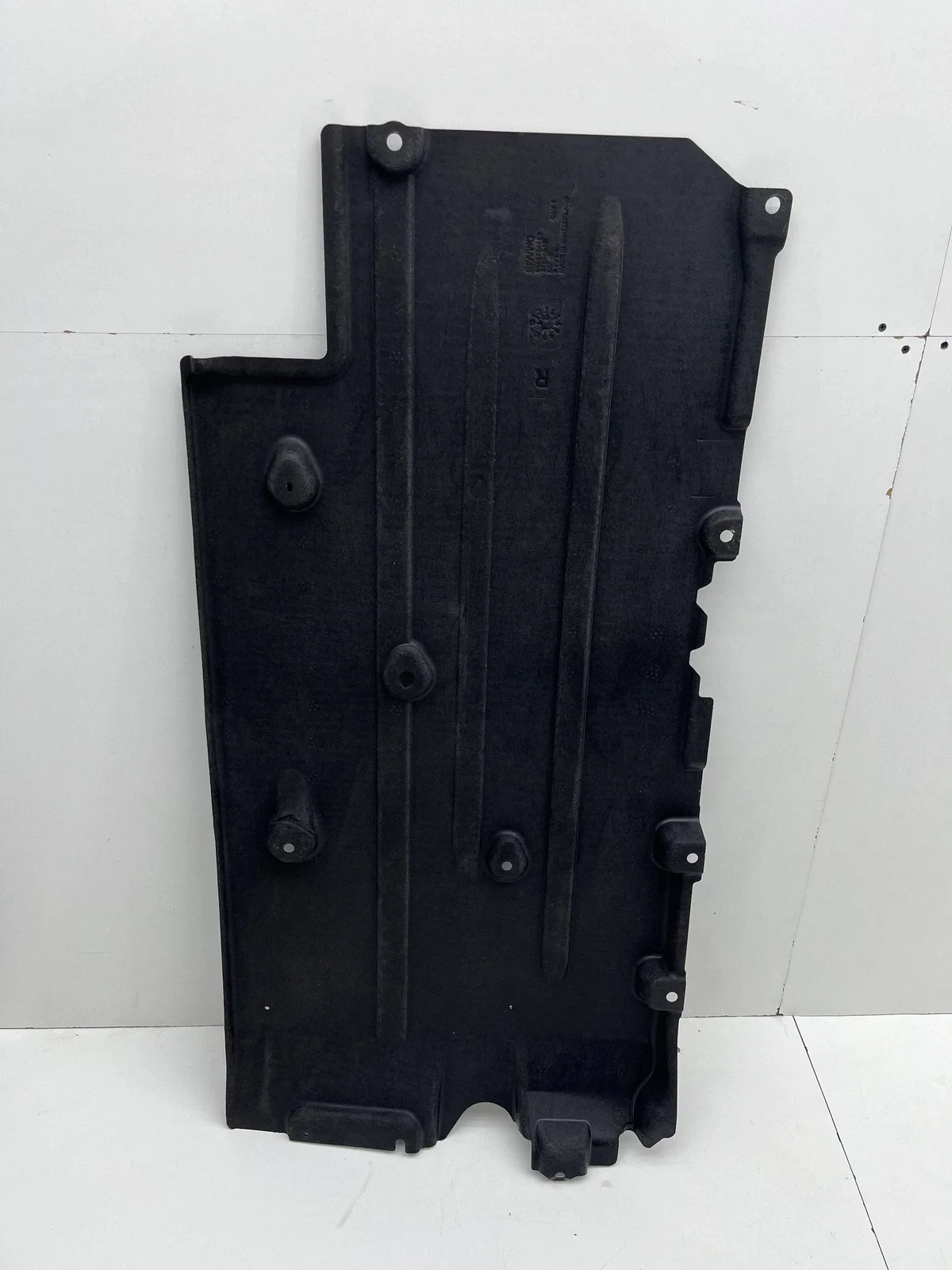 Cache sous-châssis droit Volvo XC40 31694913 image 3